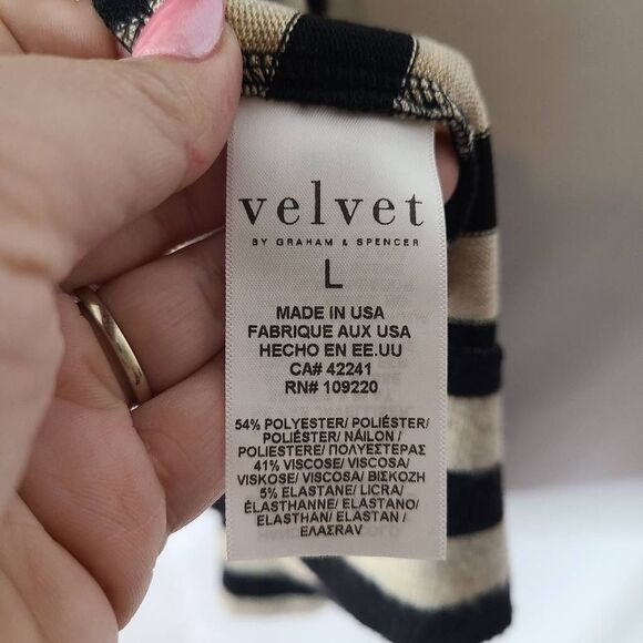 Velvet by Graham & Spencer Violetta Striped Asymmetrical Soft Knit Cardigan sz L - Picture 4 of 4